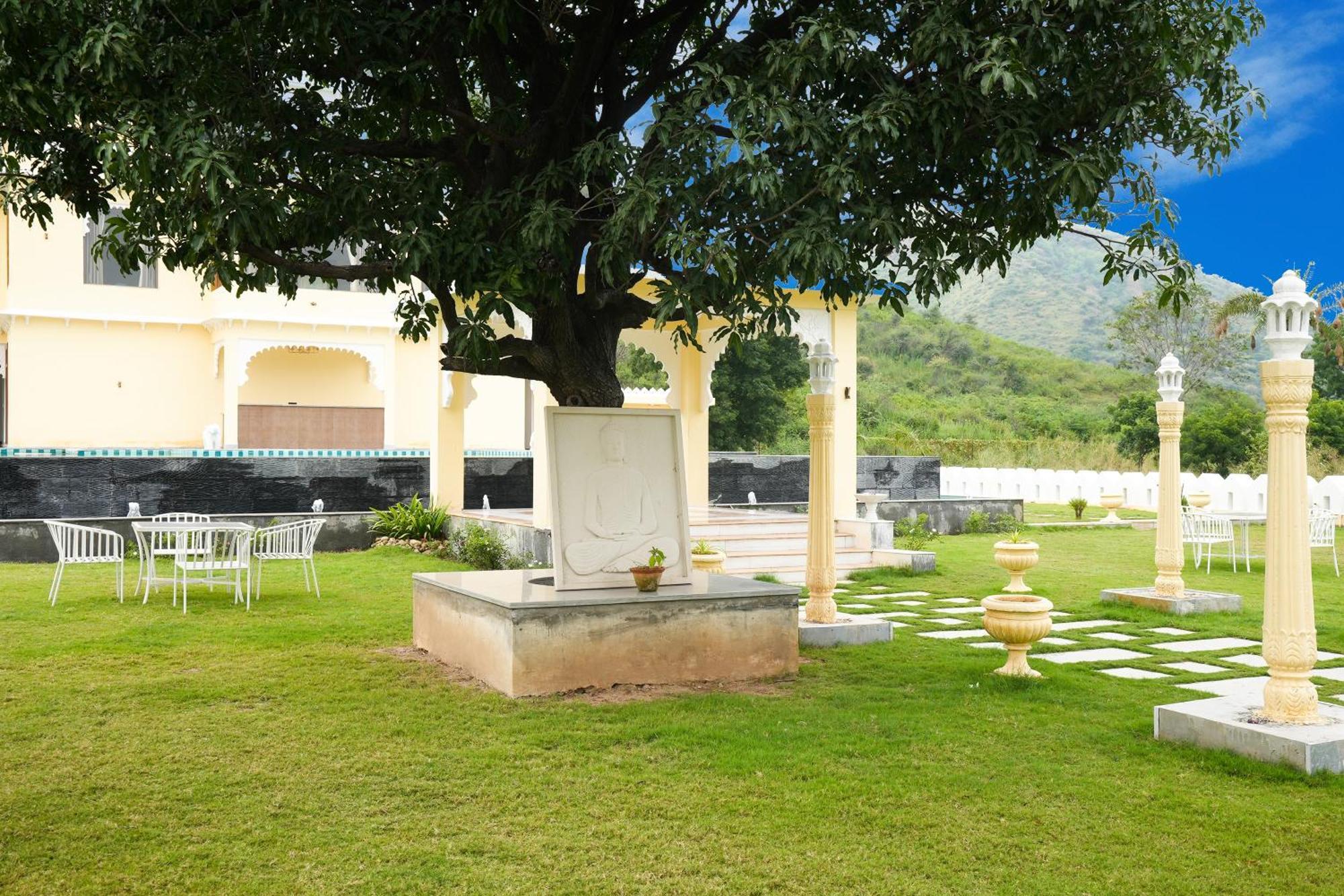 Maangarh Resorts Udaipur Exterior foto